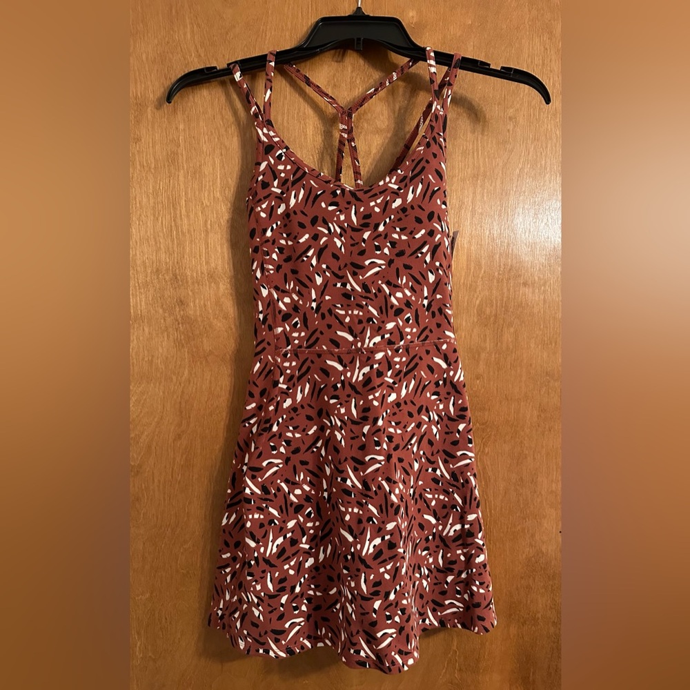 Old Navy Active Power chill Athletic Dress - size small NWT